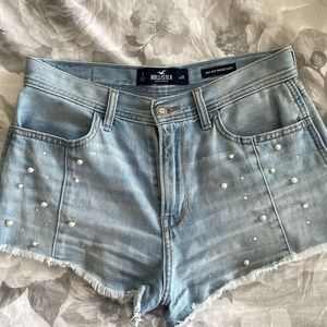 Hollister Pearl Jean Shorts (high waisted)